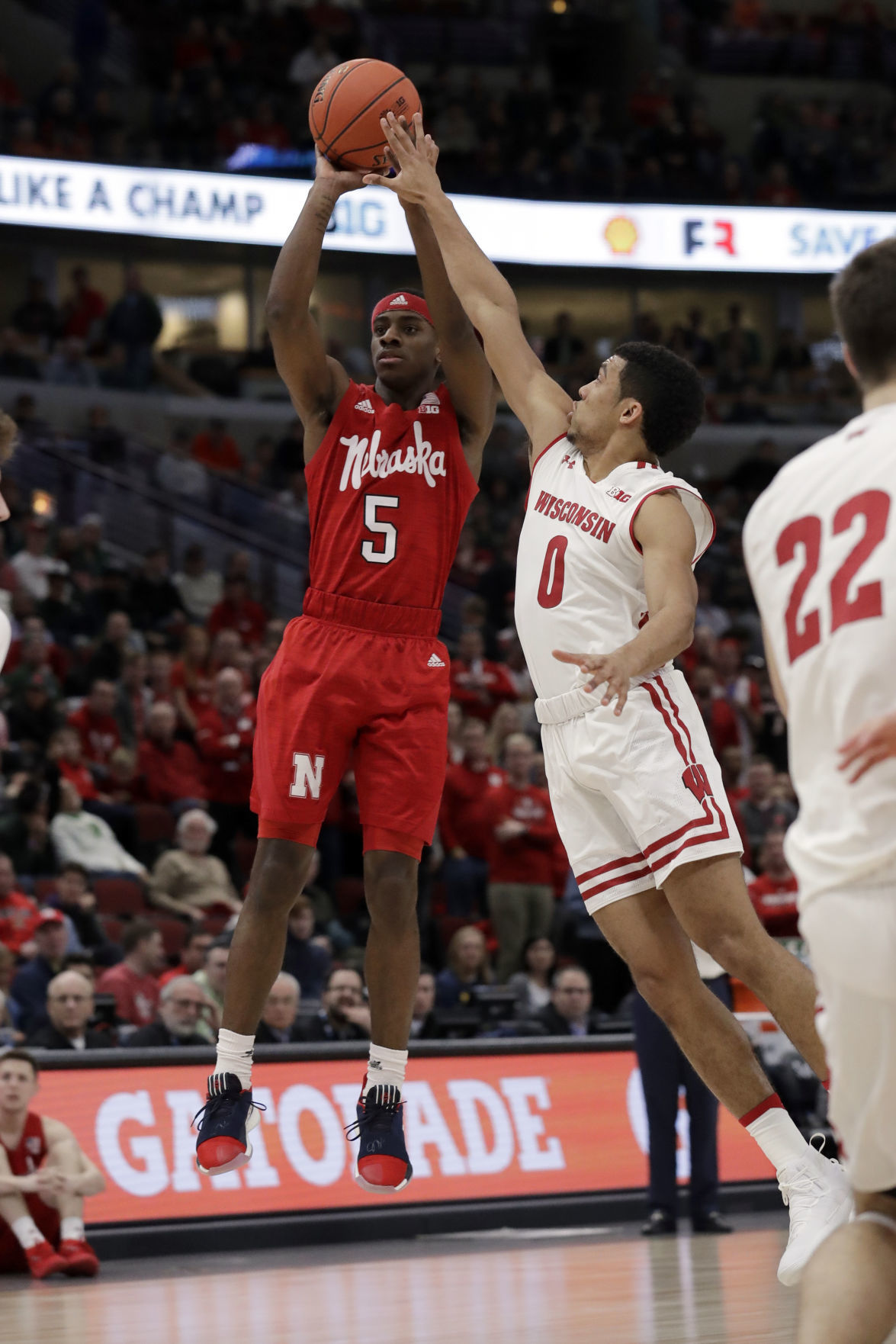 Badgers 66, Cornhuskers 62